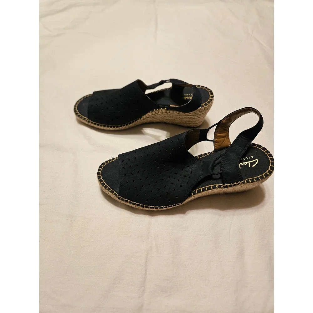 Clarks Women's Navy‎ Blue Suede Perforated Espadrille Wedge Sandals Slingback 9M